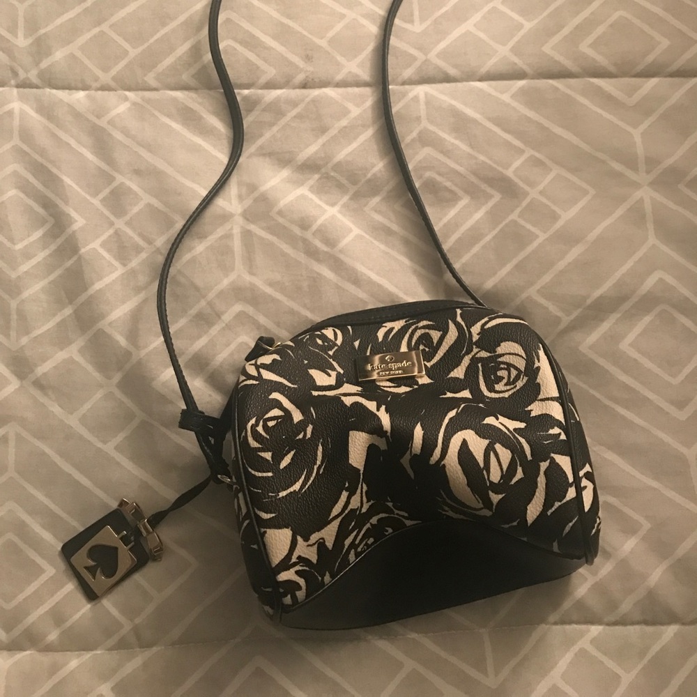 Kate Spade black and white rose purse